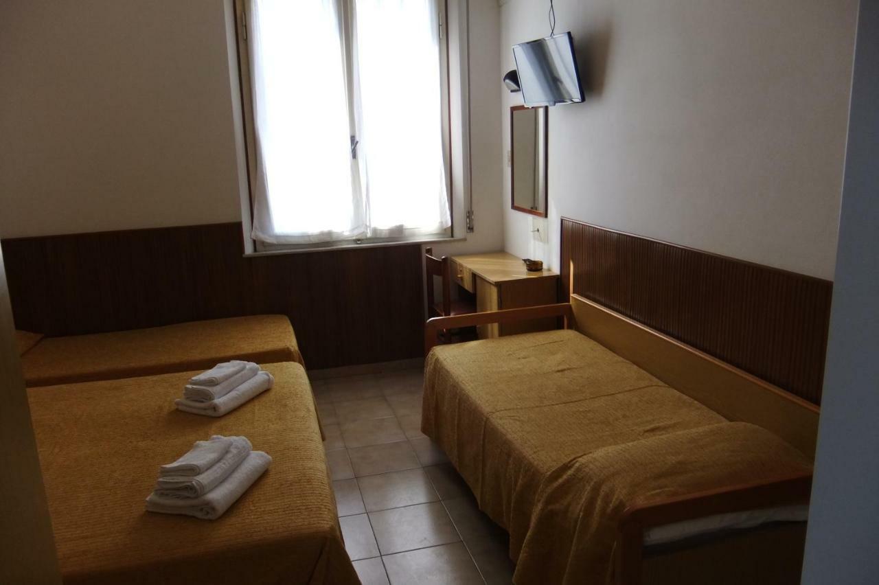 Albergo Villalma Rimini Exterior photo